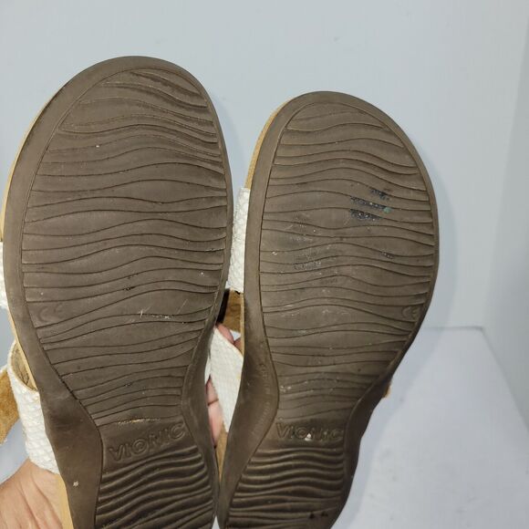 Vionic Sandals Womens Sz 9.5 White Shoes Beach River Pool Outdoors Buckle Strap - Picture 9 of 12